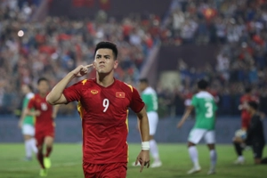 Tiến Linh xé lưới Indonesia sau pha dàn xếp tấn công cực hay của U23 Việt Nam