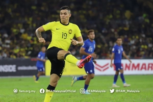 Sergio Aguero ghi bàn thắng đẳng cấp cho Malaysia