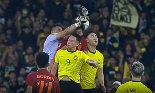 VIDEO: Malaysia mất oan bàn thắng trước Thái Lan?