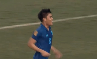 Bùi Hoàng Việt Anh mắc lỗi, Thái Lan ghi bàn thắng thứ hai