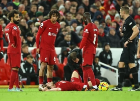 Đế chế Liverpool - Klopp: Sụp đổ để tái thiết?