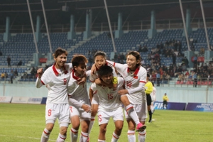 Chiêm ngưỡng siêu phẩm sút xa của Thanh Nhã vào lưới Nepal