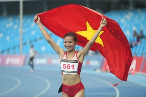 VIDEO: Nguyễn Thị Oanh giành HCV thứ 4 tại SEA Games 32