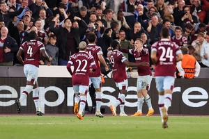 Video West Ham vs AZ Alkmaar Europa Conference League 2023: Hiệp 2 bùng nổ