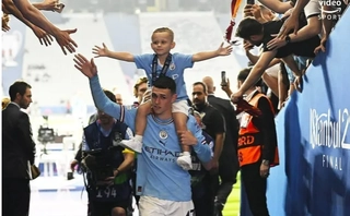 Nhảy cực đẹp, con trai Phil Foden đạt 1 triệu lượt theo dõi trên Instagram