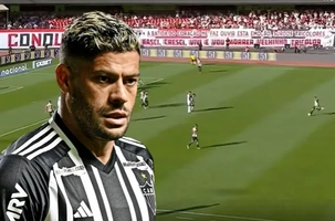 Ngả mũ trước siêu phẩm đá phạt của Hulk 