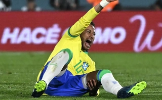 Những hình ảnh mới nhất của Neymar khiến fan không khỏi xót xa