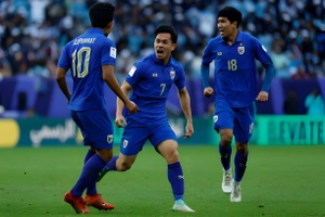 Ngôi sao Thái Lan ghi bàn thắng đẳng cấp tại Asian Cup 2023