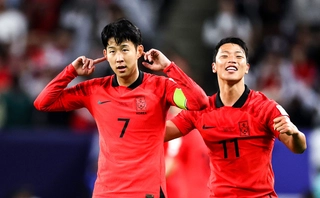 Video Son Heung-Min sút phạt đẹp lung linh tung lưới ĐT Úc