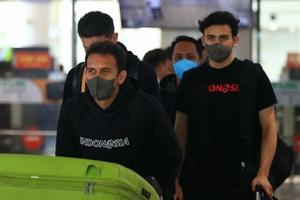 VIDEO: ĐT Indonesia đã có mặt tại Hà Nội