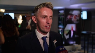 VIDEO: Kieran McKenna lên tiếng về tin đồn đến Chelsea