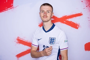 Đoạn video kinh ngạc về Adam Wharton