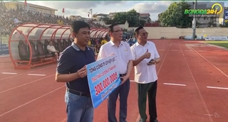 VIDEO: CLB Thanh Hóa được thưởng lớn trước thềm Chung kết cúp Quốc Gia