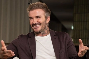 Đội hình những siêu sao cắm sừng bạn gái và vợ: Góp mặt tài tử David Beckham 