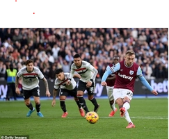 VIDEO: Ten Hag chỉ trích quy trình hoạt động của VAR