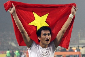 ASEAN Cup tôn vinh bàn thắng lịch sử của Lê Công Vinh