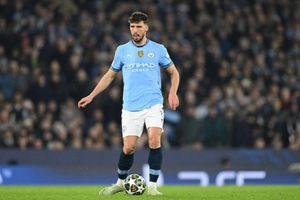 VIDEO: Ruben Dias mong Man City chấp nhận thực tại để chơi tốt hơn