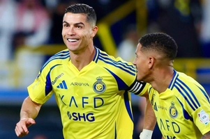 Ronaldo tiếp tục nổ súng trước FIFA Days