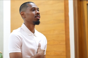 Cao Pendant Quang Vinh gây sốt với màn nói tiếng Việt trong ngày nhận quốc tịch