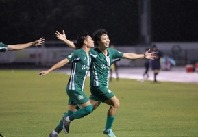 VIDEO: Công Phượng tiếp tục tạo siêu phẩm tại Bình Phước