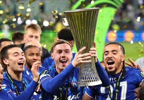 VIDEO: Những pha phát biểu cảm lạnh của Cole Palmer sau khi vô địch UEFA Conference League