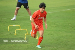 Công Phượng tiết lộ cuộc trao đổi với HLV Kim Sang Sik