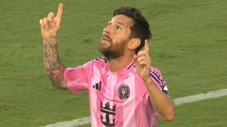 VIDEO: Cú đúp thứ 5 liên tiếp của Lionel Messi ở MLS: Sút phạt đẳng cấp ở tuổi 38