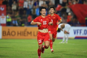 Thanh Nhàn ghi siêu phẩm vào lưới U23 Yemen 