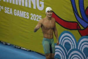 VIDEO: Kình ngư Trần Hưng Nguyên lần thứ 4 liên tiếp vô địch SEA Games