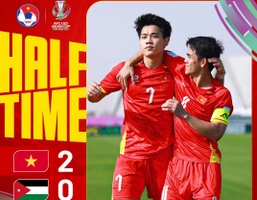 Bản lĩnh của Đình Bắc khi ghi bàn trên chấm 11m