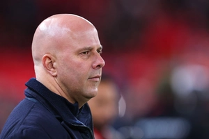 VIDEO: Slot không thích trend phạt góc tại Premier League