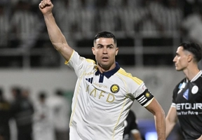 Ronaldo làm nên lịch sử, Al Nassr tìm lại niềm vui