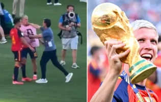 Dani Olmo tố HLV Argentina nói dối sau cú đấm ở chung kết World Cup