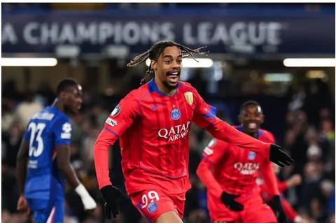 Fabrizio Romano tiet lo Arsenal theo duoi Bradley Barcala