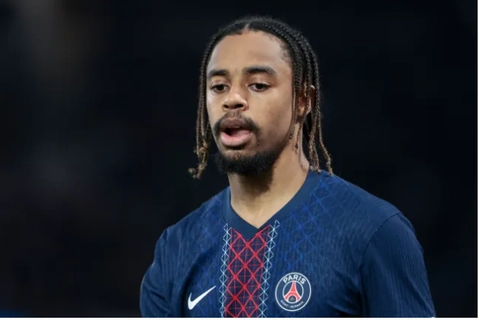 Bradley Barcola doi roi PSG o He 2026.