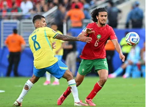 Arsenal da tiep can de chieu mo tien ve Ayyoub Bouaddi cua Lille.