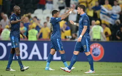 Góc chiến thuật Pháp 2-0 Albania: Thất bại với thử nghiệm 4-2-3-1