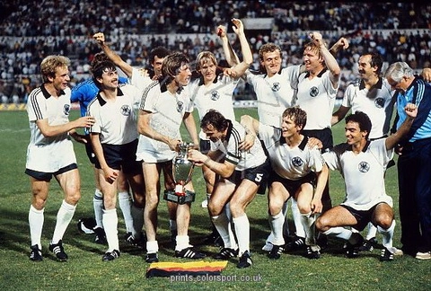 Chung kết Euro 1980: Đức 2-1 Bỉ