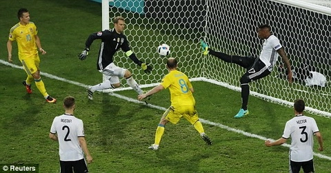 Những vấn đề đằng sau chiến thắng nhọc nhằn của ĐT Đức