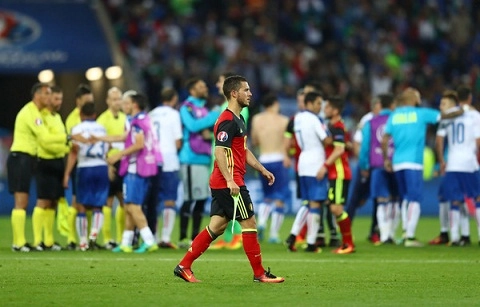 Dư âm Italia 2-0 Bỉ: Khi Hazard quá nhỏ bé so với Buffon