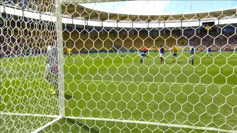 Tiền đạo John Guidetti sút xa siêu tệ (P40, Italia vs Thụy Điển)