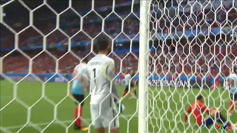 Cột dọc từ chối bàn thắng của nhà ĐKVĐ (P11, TBN vs TNK)