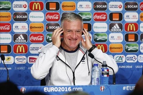 HLV Pháp thận trọng trước khi gặp “chú lùn” Iceland