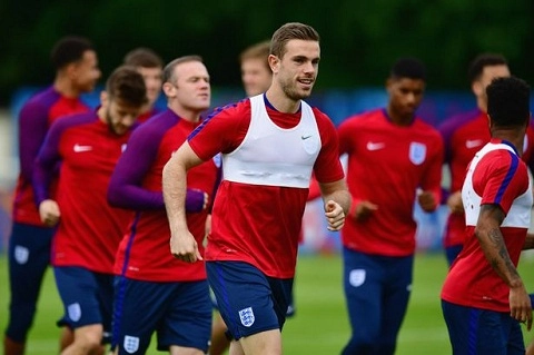 Bỏ Tottenham, ĐT Anh dùng hàng Liverpool đấu với Slovakia