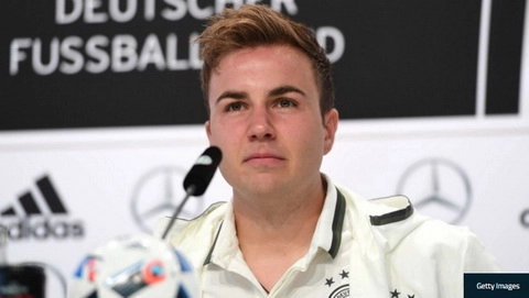 Goetze: Đôi khi bạn như một chú chó