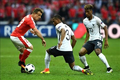 Pháp may mắn cầm hòa Thụy Sỹ