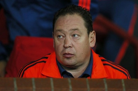 HLV đầu tiên mất việc tại EURO 2016