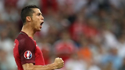 Nhọc nhằn vào bán kết, Ronaldo mơ vô địch Euro cùng BĐN