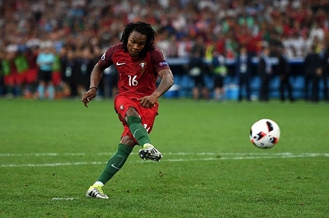 Sao trẻ Renato Sanches xuất sắc ra sao trận Ba Lan vs BĐN