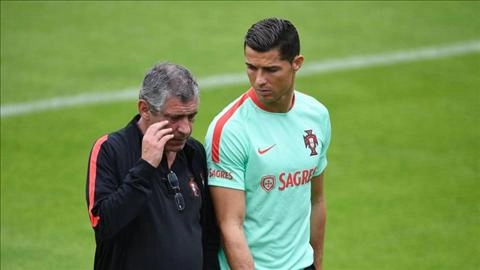 Fernando Santos: “Ronaldo là kẻ chiến thắng bẩm sinh”